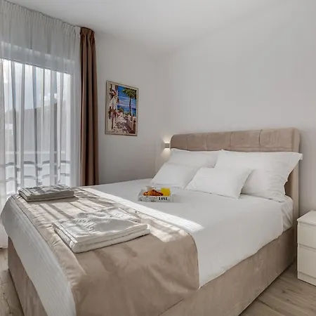 Apartments Corcovado Vodice Exterior photo